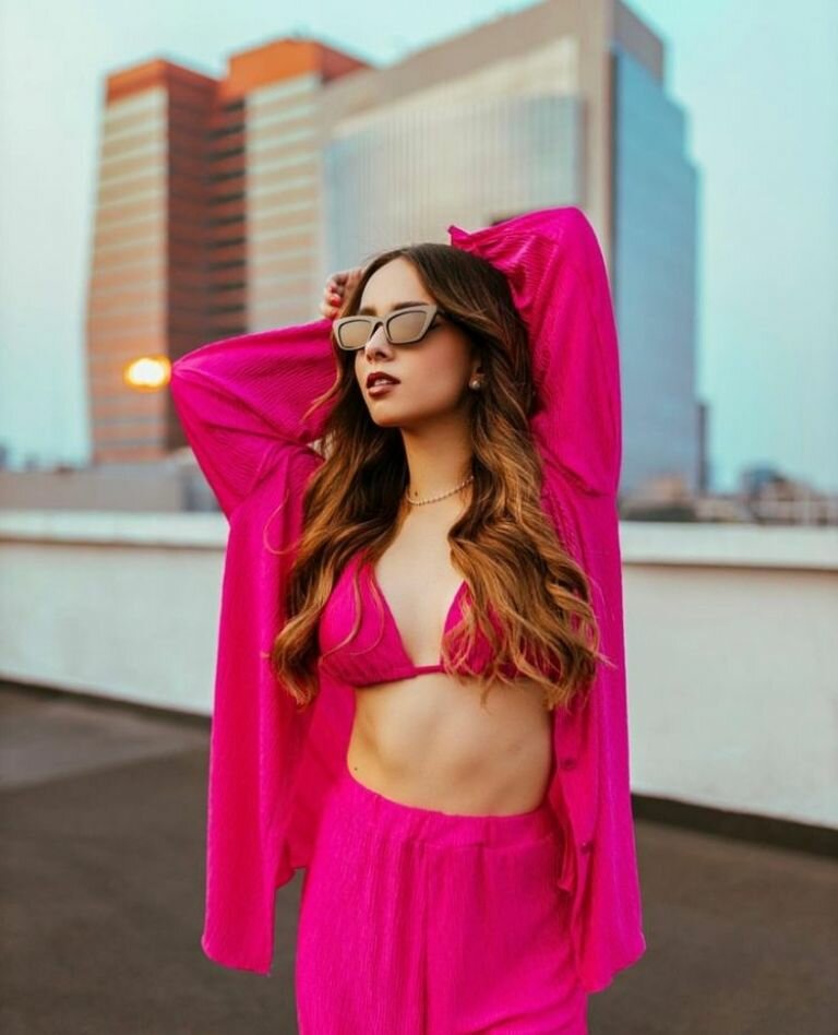 Alana Lliteras congelada en TV Azteca